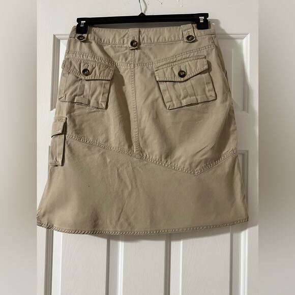 Banana Republic Dresses & Skirts - BANANA REPUBLIC • SKIRTS Size 2 cute pockets and details!! cargo Skirt Vintage